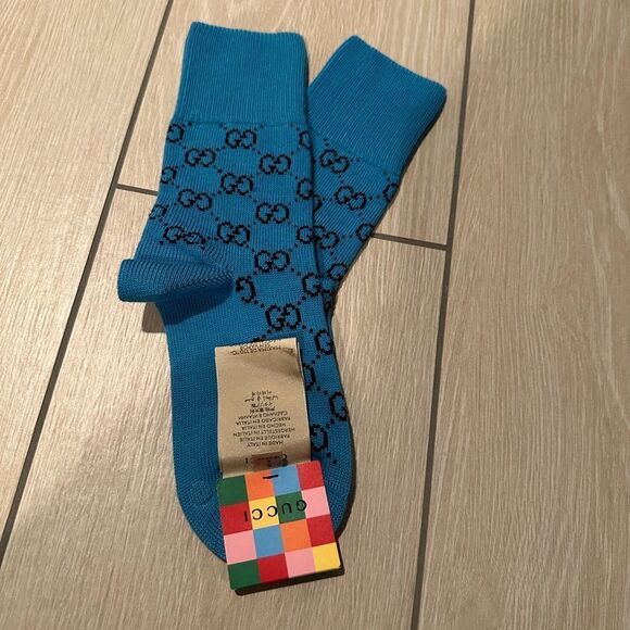 Brand new women's socks size small fits shoe size 6-9 - Picture 1 of 4